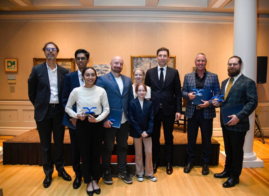 The founders of the KluzPrize for PeaceTech alongside the winners and special distinctions at the 2024 awards ceremony